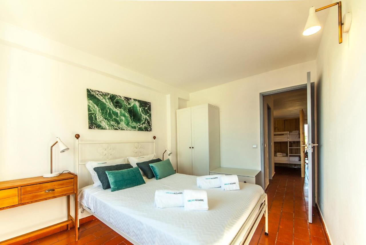 B20 - Sun And Pool Apartment Lagos Luaran gambar